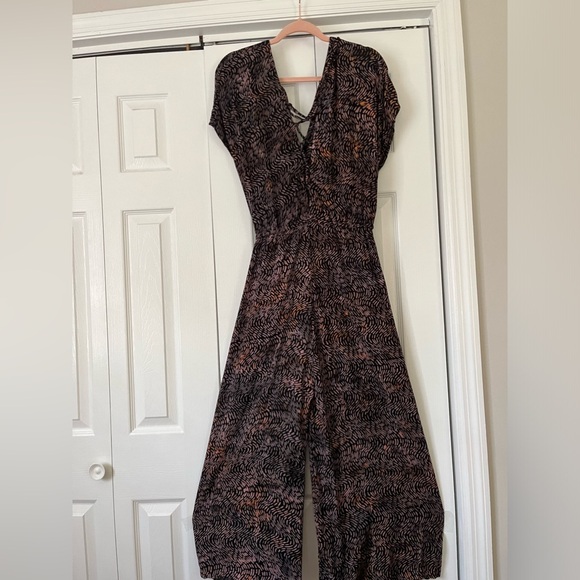 World Market NWT romper - Picture 3 of 3